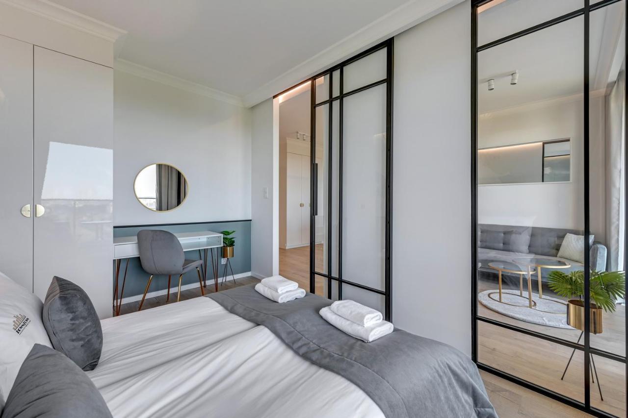 Gdynia Modern Tower & City View By Downtown Apartments Esterno foto